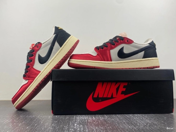 Bmlin x Room Jordan OG Trophy Home Low FN0432-017 1 Air 0808